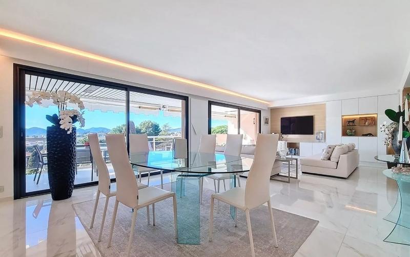 Appartement - 120 m² - 3 pièces