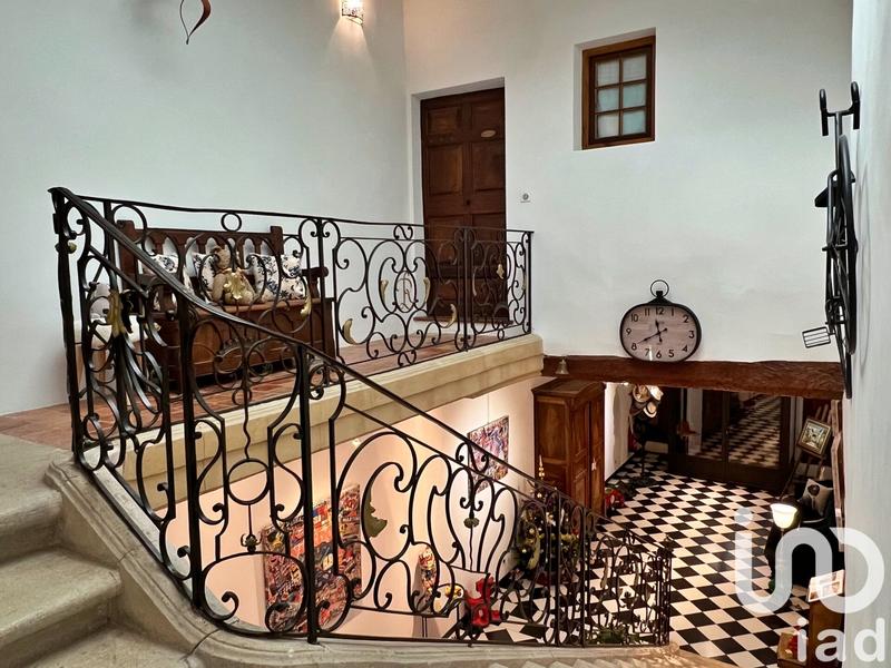 Maison - 400 m² - 10 pièces