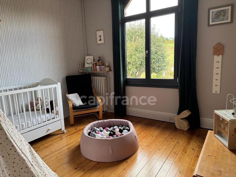 Maison - 146 m² - 7 pièces