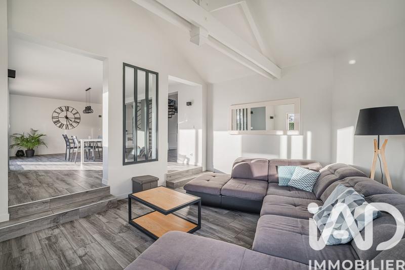 Maison - 152 m² - 7 pièces