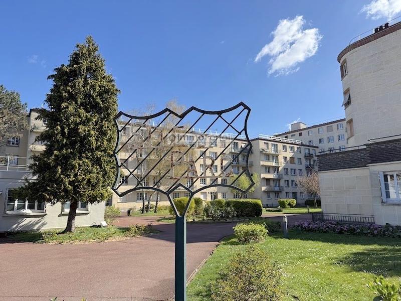 Appartement - 75 m² - 3 pièces