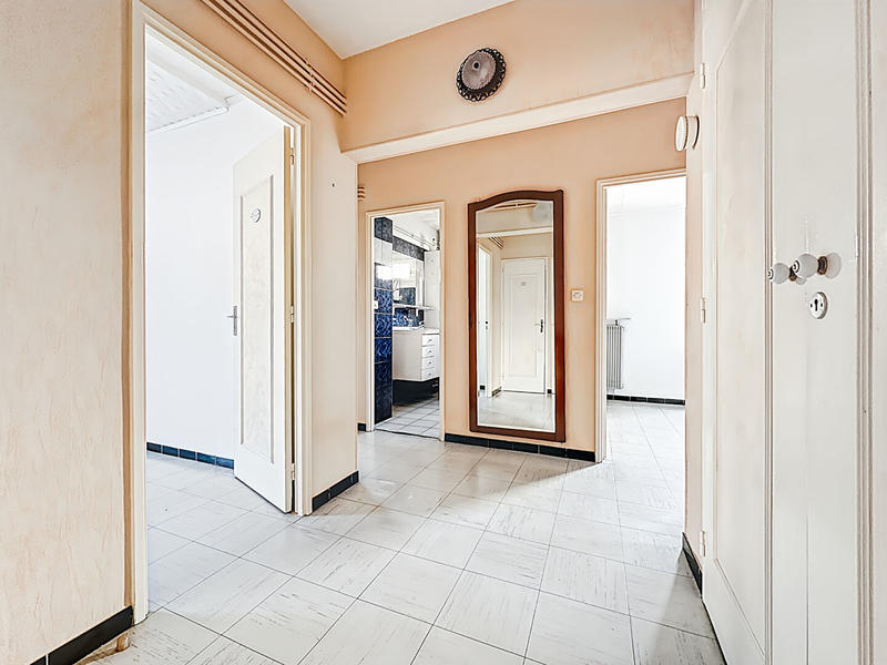 Appartement - 105 m² - 6 pièces