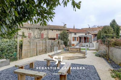 Maison de village - 178 m² - 8 pièces