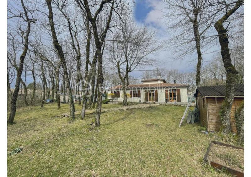 Maison traditionnelle - 145 m² - 7 pièces