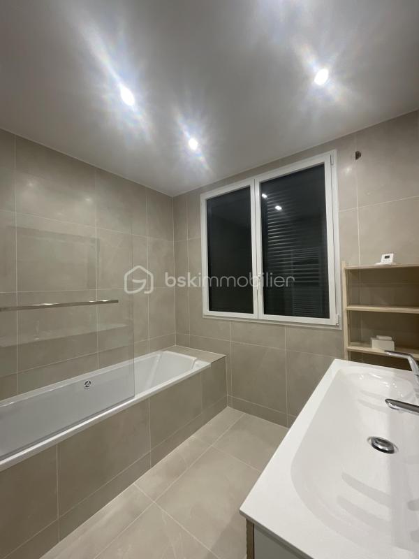 Appartement - 110 m² - 4 pièces