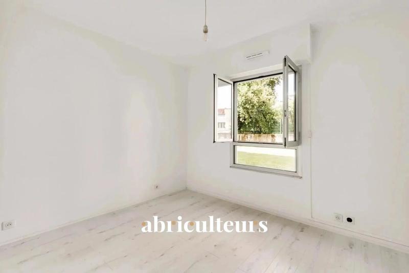 Appartement ancien - 87 m² - 4 pièces