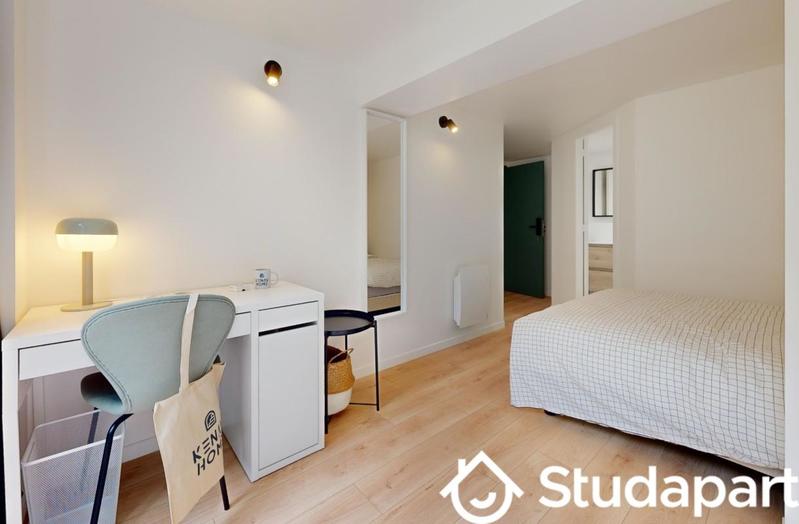 Chambre - 15 m² - 1 pièce