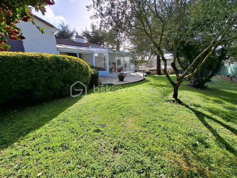 Maison traditionnelle - 136 m² - 6 pièces