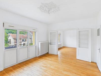 Appartement - 80 m² - 3 pièces