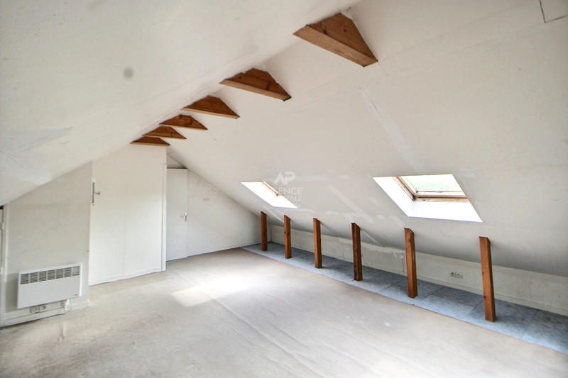 Maison - 136 m² - 7 pièces