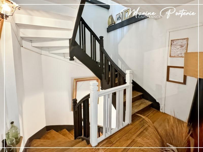 Maison en pierre - 215 m² - 6 pièces