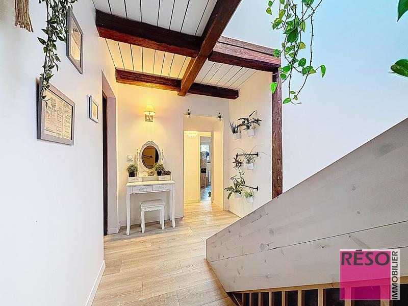 Maison - 157 m² - 6 pièces