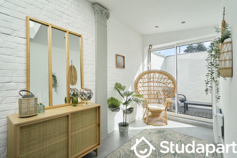 Chambre - 11 m² - 1 pièce