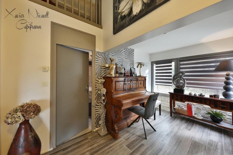 Maison - 185 m² - 5 pièces