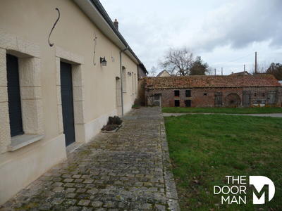 Propriété - 150 m² - 5 pièces