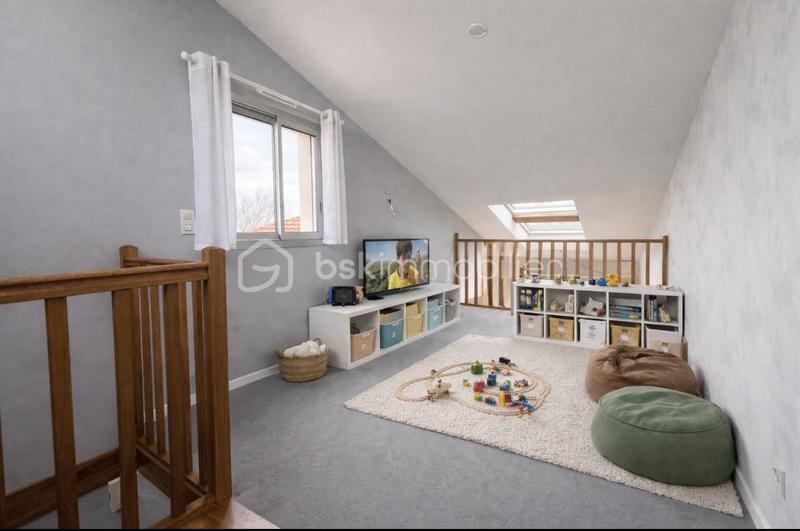 Maison - 128 m² - 7 pièces