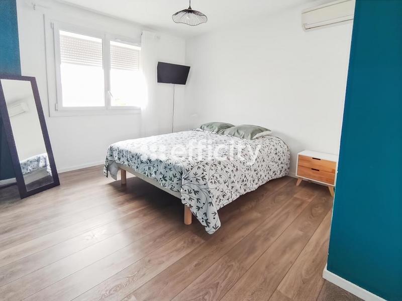 Maison - 122 m² - 6 pièces