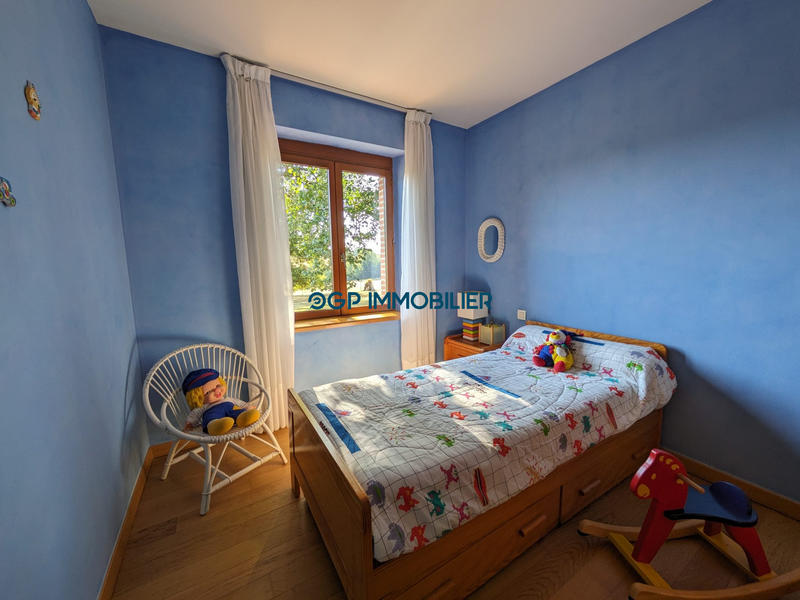 Maison - 340 m² - 8 pièces