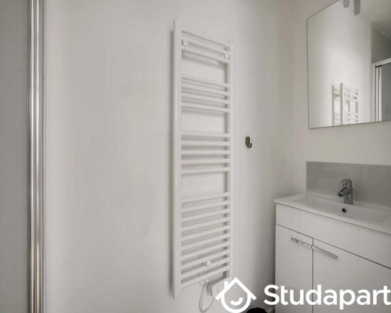 Chambre - 50 m² - 1 pièce