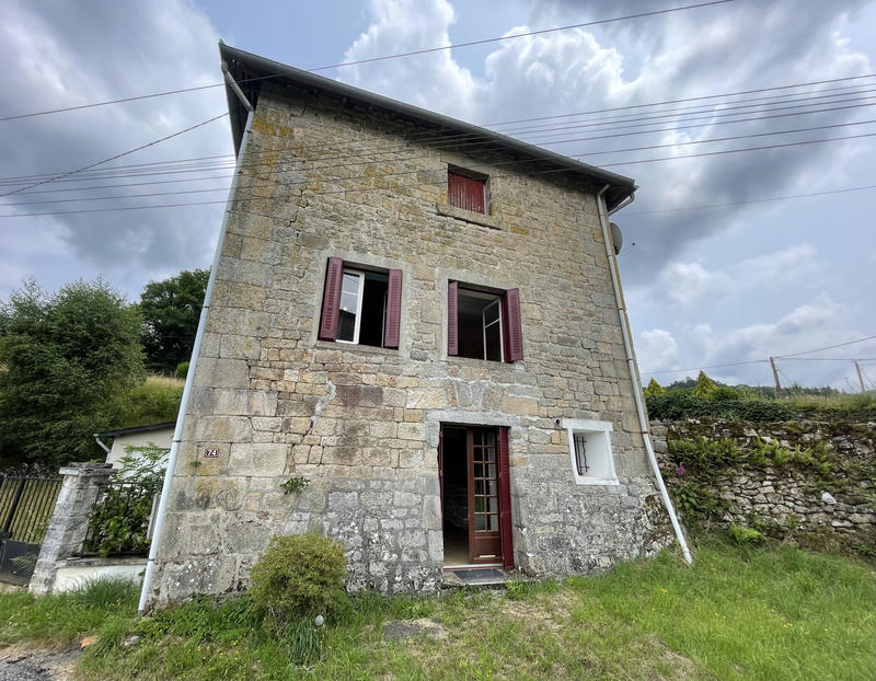 Maison de village - 94 m² - 4 pièces
