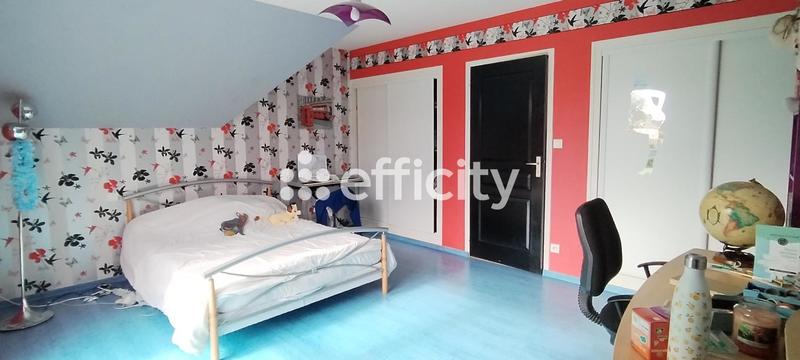 Pavillon - 211 m² - 7 pièces