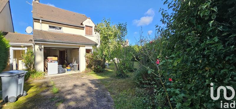 Maison - 92 m² - 5 pièces