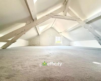 Maison - 172 m² - 7 pièces