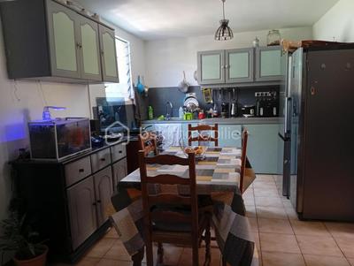 Maison de ville - 80 m² - 5 pièces