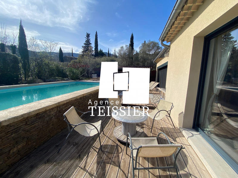 Maison - 165 m² - 8 pièces