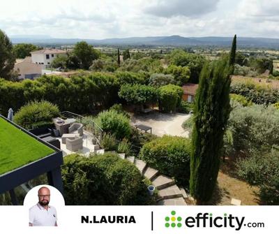 Villa - 180 m² - 8 pièces