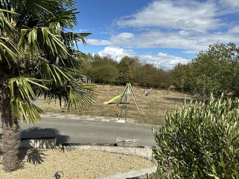 Maison - 143 m² - 7 pièces