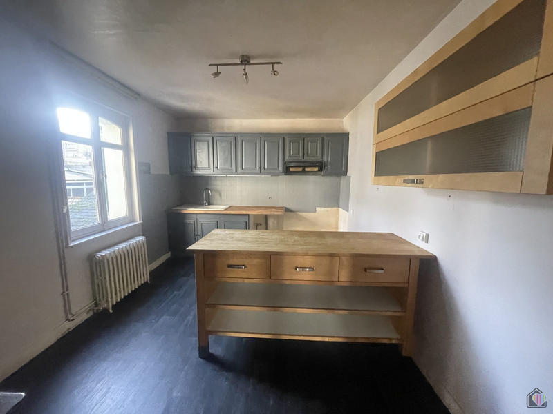 Maison - 145 m² - 6 pièces