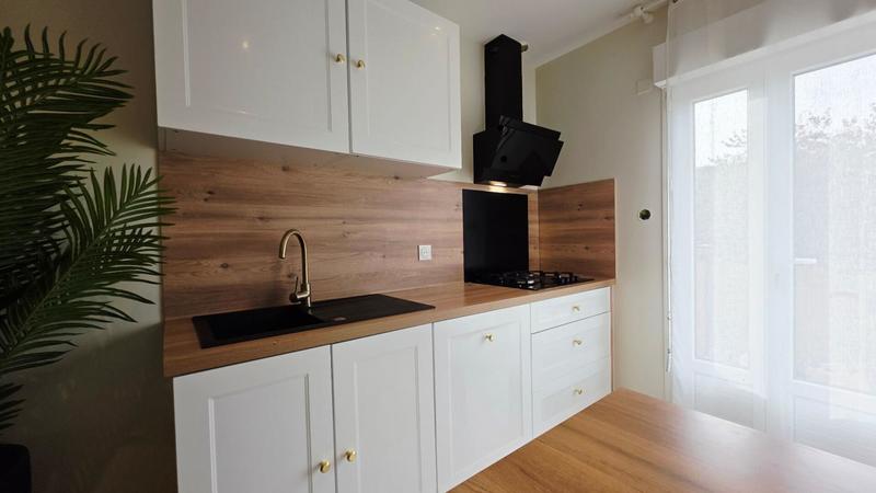 Maison - 83 m² - 5 pièces