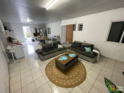 Maison - 139 m² - 6 pièces