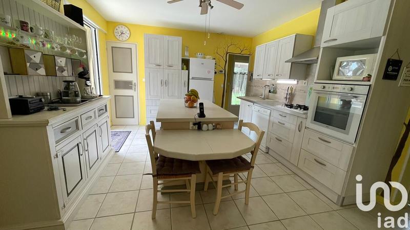 Maison - 163 m² - 9 pièces