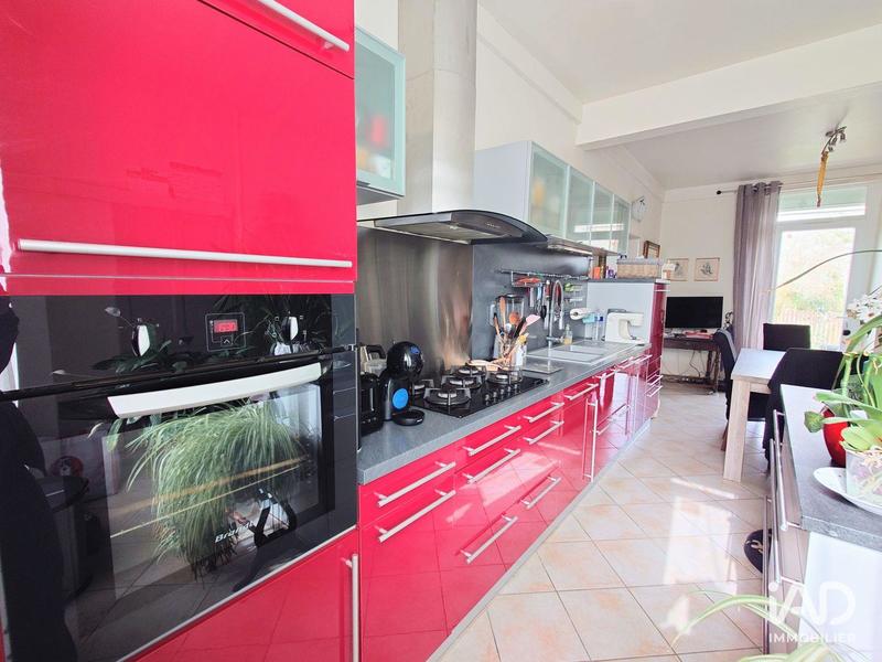 Maison - 150 m² - 4 pièces