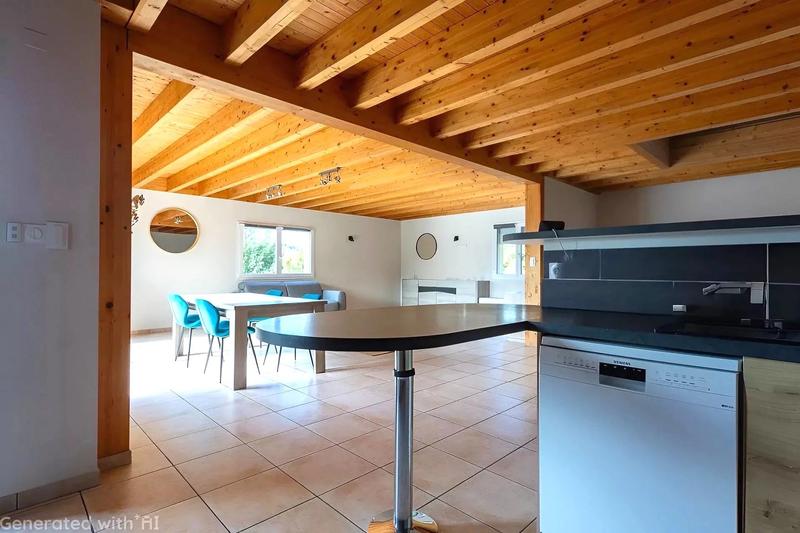 Maison - 285 m² - 10 pièces