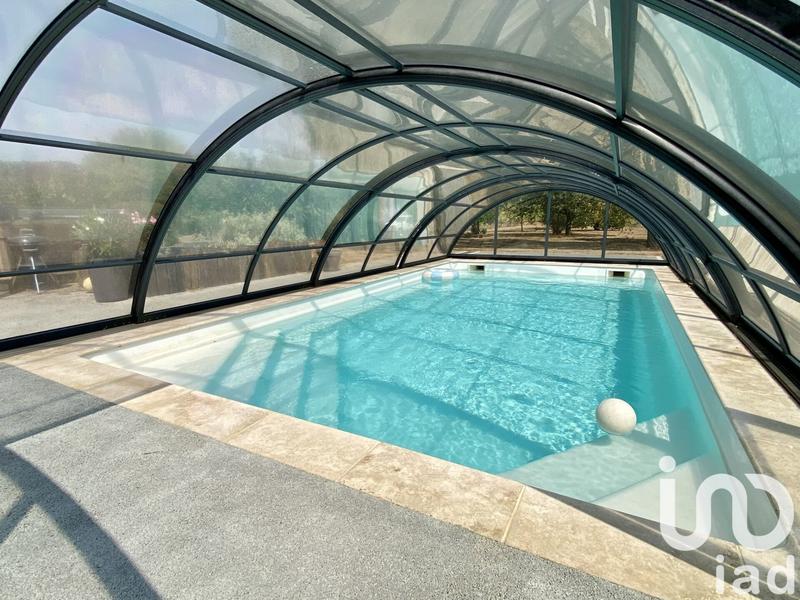 Maison - 244 m² - 9 pièces