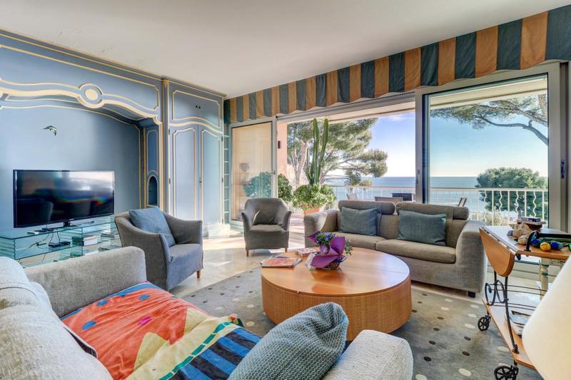 Appartement - 90 m² - 3 pièces