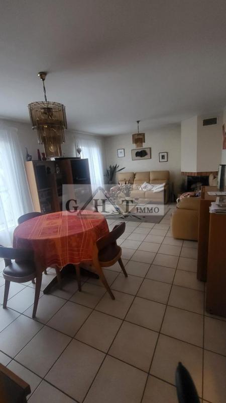 Local commercial - 255 m² - 3 pièces