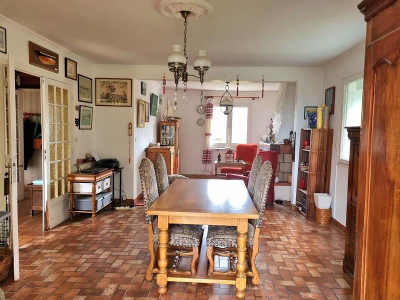 Maison traditionnelle - 100 m² - 6 pièces