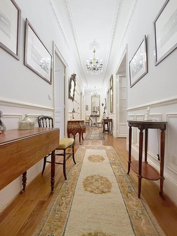 Appartement - 133 m² - 5 pièces