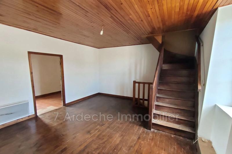 Maison de village - 84 m² - 4 pièces