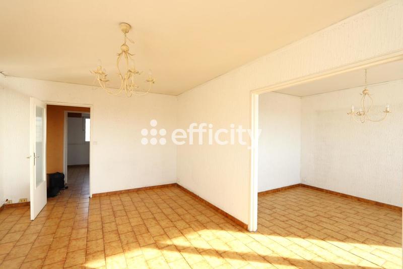 Appartement ancien - 91 m² - 5 pièces