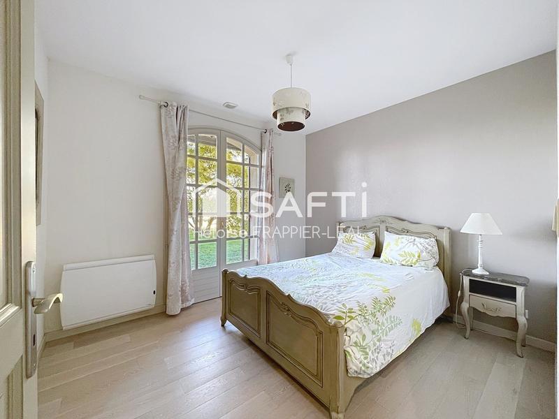 Maison - 138 m² - 5 pièces