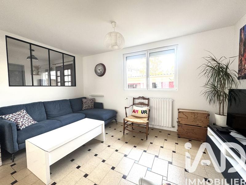 Maison - 104 m² - 4 pièces