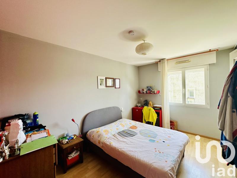 Maison - 181 m² - 6 pièces