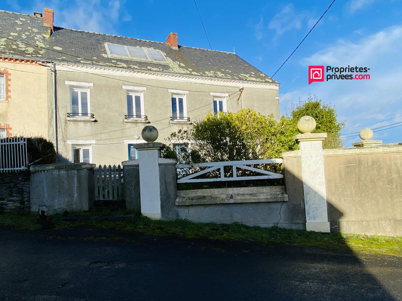 Maison - 160 m² - 8 pièces