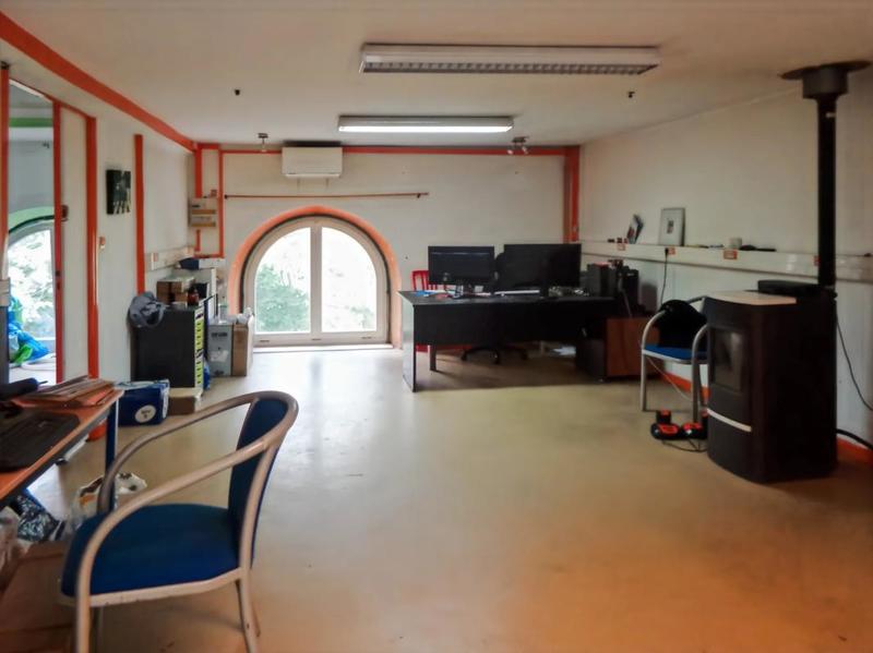 Maison - 400 m² - 15 pièces