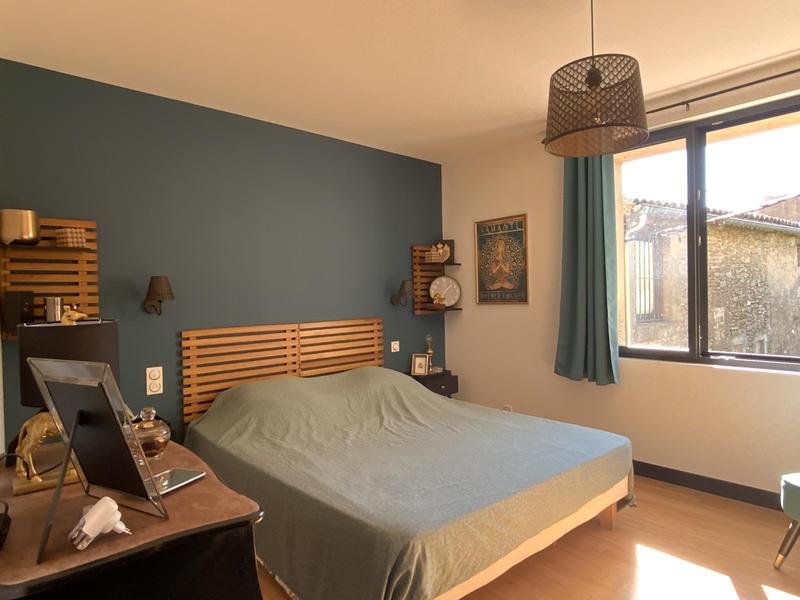 Maison - 300 m² - 7 pièces